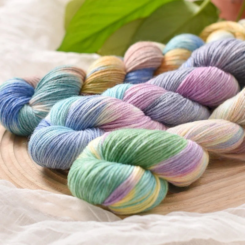 Section-Dyed Rainbow-Colored Gradient Colorful Wool Yarn for Knitting Sweaters, Jackets, Gloves, Scarves, Yarn Balls, Suitable for Making Various Handicrafts, 1 Bag = 3 Pieces = 300g